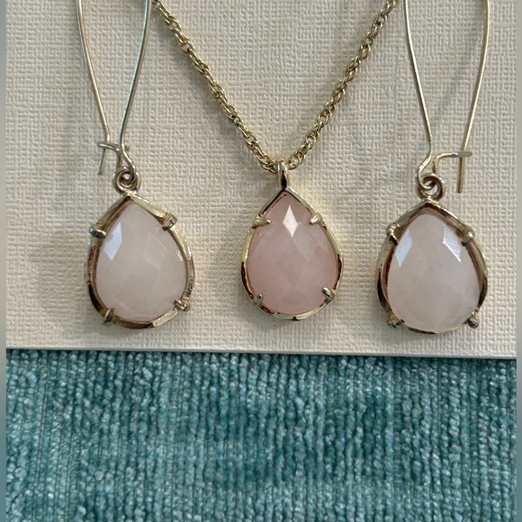 Kendra Scott Gold and Faceted Rose Quartz Gift Set. Dee Earrings & Kiri Necklace - Picture 2 of 6